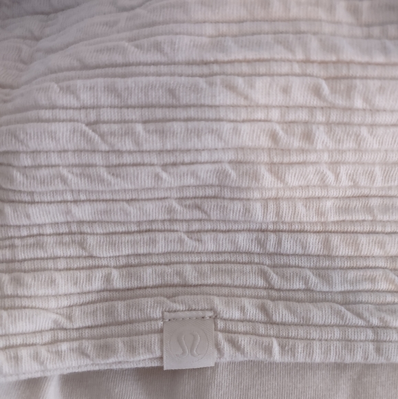 New Lululemon Textured Cropped Jacket Size M/L - Picture 10 of 14